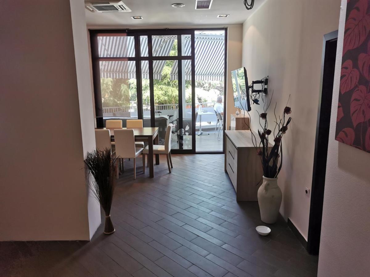 Portofino App Apartment Izola Bagian luar foto