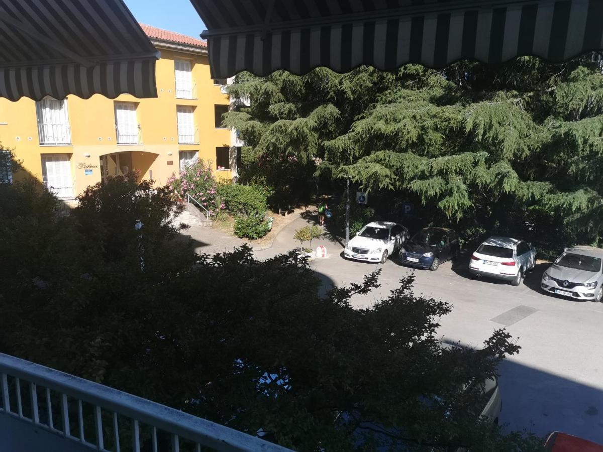 Portofino App Apartment Izola Bagian luar foto